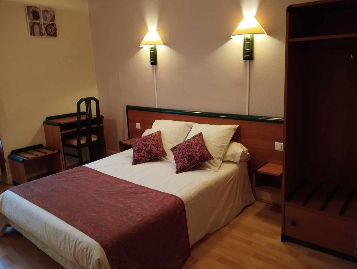 Hotel Moderne Prades-d'Aubrac Luaran gambar